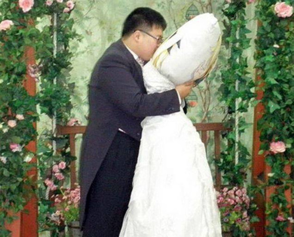 Hình ảnh: Choáng khi biết mặt vợ người đàn ông Hàn Quốc đẹp trai này số 1