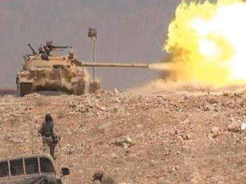 Quân đội Syria nã pháo vào thành trì của IS ở phía đông tỉnh Homs 