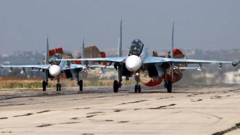 Su-30 Nga tại căn cứ không quân Hmeymim, Syria.
